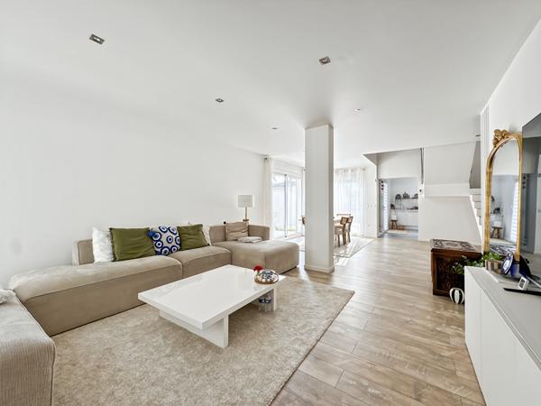 Maison Dammarie Les Lys 5 pièces 158 m2