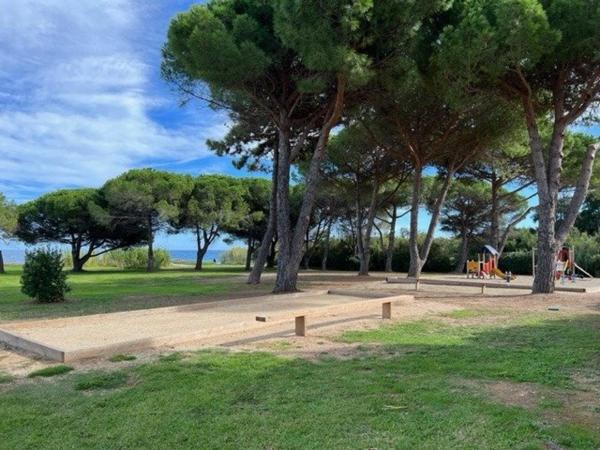 Appt T2 bord de mer avec jardin 86m², parking privé