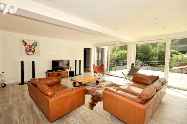 PAVILLON INDIVIDUEL 6 CHAMBRES SEMI PLAIN PIED