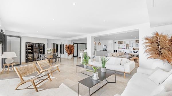 Vente Villa de luxe Les Issambres 8 Pièces 265 m²