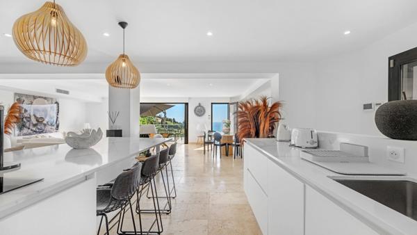 Vente Villa de luxe Les Issambres 8 Pièces 265 m²