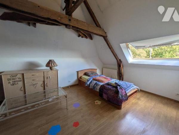 GUICHEN - Seulement chez 35 Notaires - Lieu emblématique du secteur à céder dans son ensemble -...