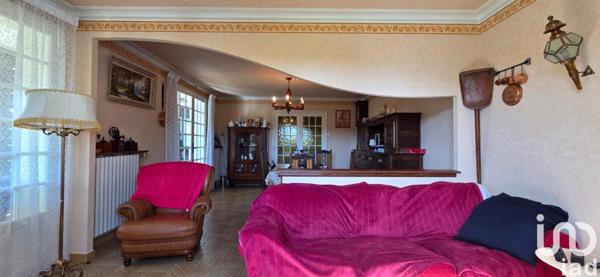 Maison à vendre 5 pièces 152 m² Sanssac-l'Église