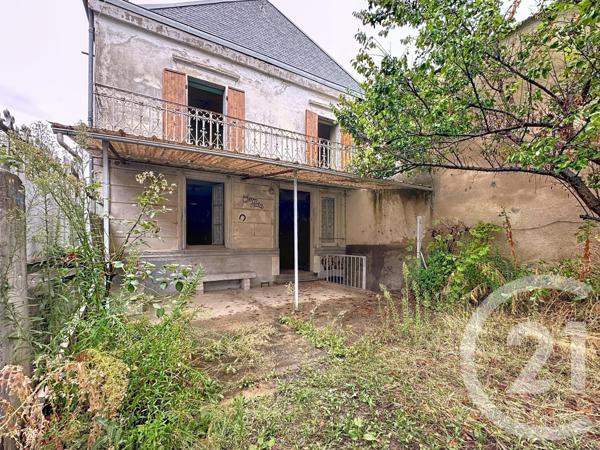 Maison à vendre  6 pièces - 110,50 m2 MARTRES SUR MORGE - 63