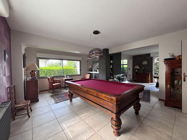 Maison Laval 215 m2 Proche Centre ville Laval Maison Laval 215 m2 Proche Centre ville Laval