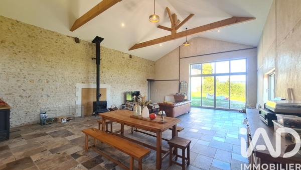 Maison à vendre 4 pièces 158 m² Vivonne