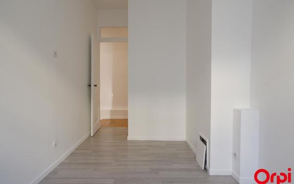 Appartement à louer    4 pièces •  Lyon 6