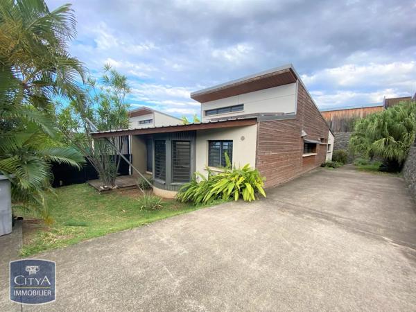 Maison à vendre 4 pièces 76m² Sainte-Marie (97438)