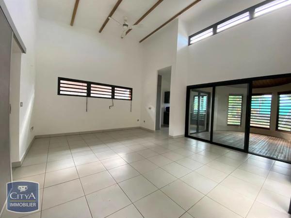 Maison à vendre 4 pièces 76m² Sainte-Marie (97438)