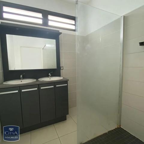 Maison à vendre 4 pièces 76m² Sainte-Marie (97438)