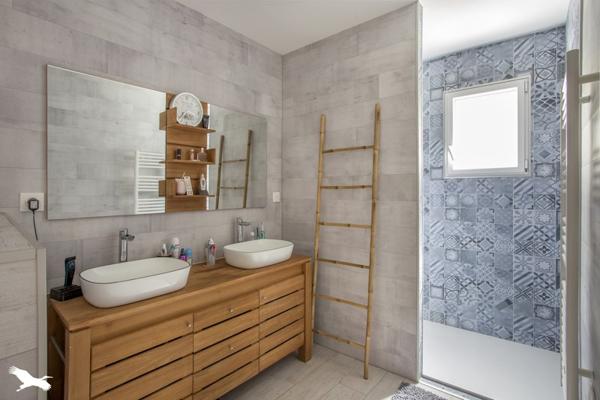 Maison à vendre |  Tonnay-Charente |  6 pièces | 137 m²