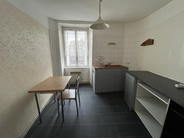 Immeuble à vendre |  La Souterraine |  125 m²