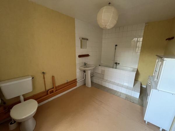 Immeuble à vendre |  La Souterraine |  125 m²