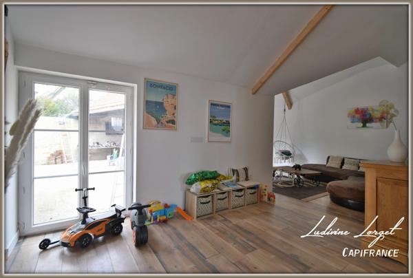 À vendre – Maison proche Nord Château Thierry (10min) A4 5min- 192 m2 – 4 chambres vivable de plain-pied – double garage -avec piscine chauffée- DPE C-