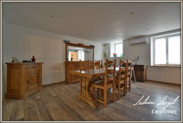 À vendre – Maison proche Nord Château Thierry (10min) A4 5min- 192 m2 – 4 chambres vivable de plain-pied – double garage -avec piscine chauffée- DPE C-