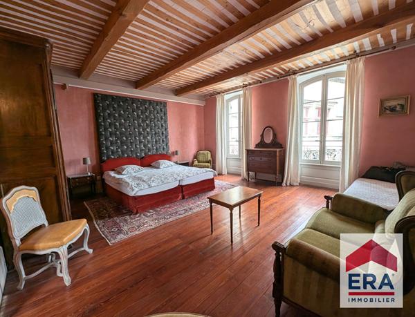 Demeure Bourg Saint Andéol - 671m2 habitable