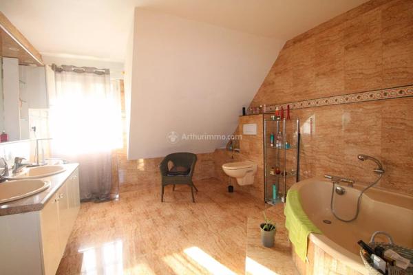 Vente Maison 7 pièces 230 m2 à Bussy-Saint-Georges