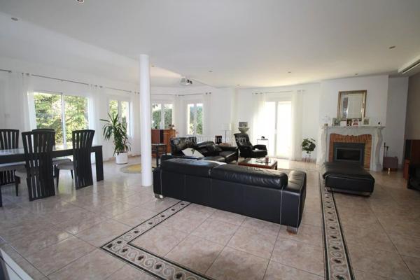 Vente Maison 7 pièces 230 m2 à Bussy-Saint-Georges