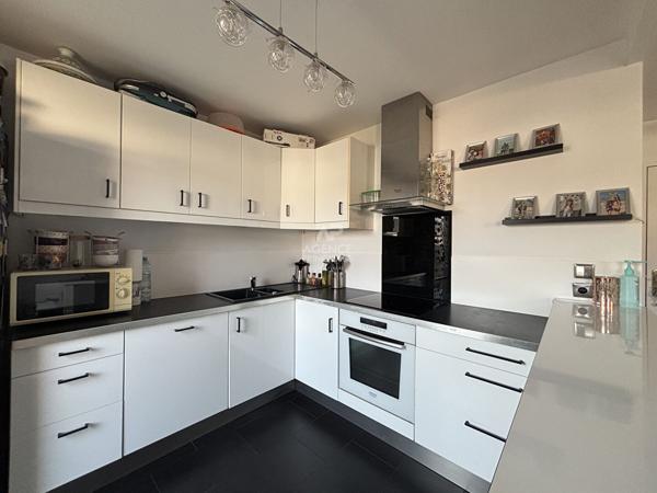 Appartement Saint Ouen L Aumone 3 pièce(s) 71.35 m² 234 000 € **  - Référence  11312