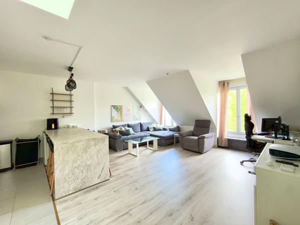 Appartement Saint Prix 3 pièce(s) 72.36 m2 329 000 € **  - Référence  26-3900