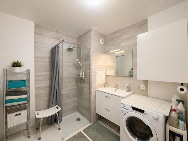 Appartement Saint Prix 3 pièce(s) 72.36 m2 329 000 € **  - Référence  26-3900