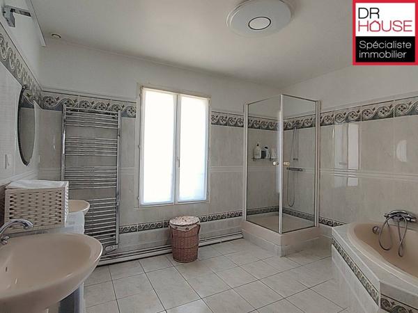 Maison à vendre 7 pièces de 146 m²