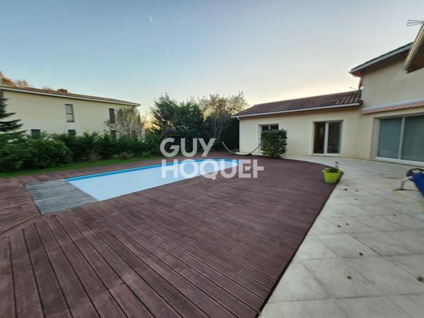 MAISON À VENDRE DE 4 PIÈCES DE 136,00 M²