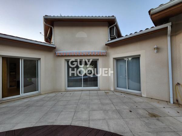 MAISON À VENDRE DE 4 PIÈCES DE 136,00 M²