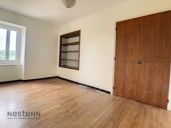 A vendre maison de village secteur Boussens, 4 chambres .Un jardin expose plein sud avec des cours intérieures.