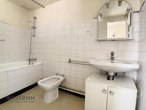 A vendre maison de village secteur Boussens, 4 chambres .Un jardin expose plein sud avec des cours intérieures.