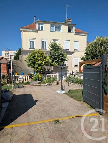 Maison à vendre  8 pièces - 331 m 2   TROYES  - 10