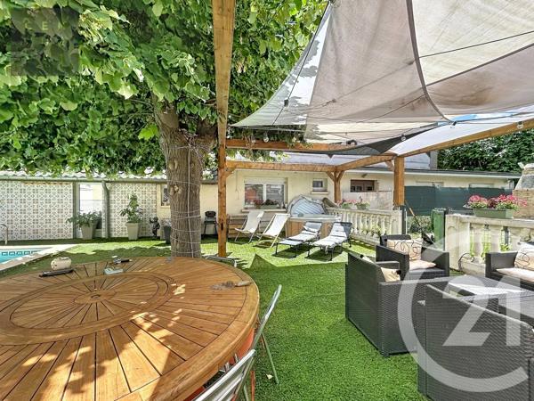 Maison à vendre  8 pièces - 331 m 2   TROYES  - 10