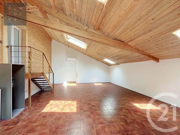 Maison à vendre  8 pièces - 331 m 2   TROYES  - 10