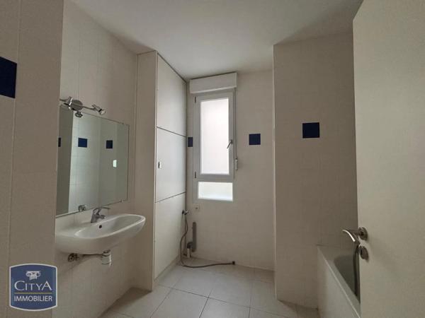 Appartement à louer 3 pièces 70.01m² Strasbourg (67000)