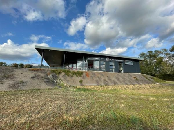 Local Commercial - 324 m²