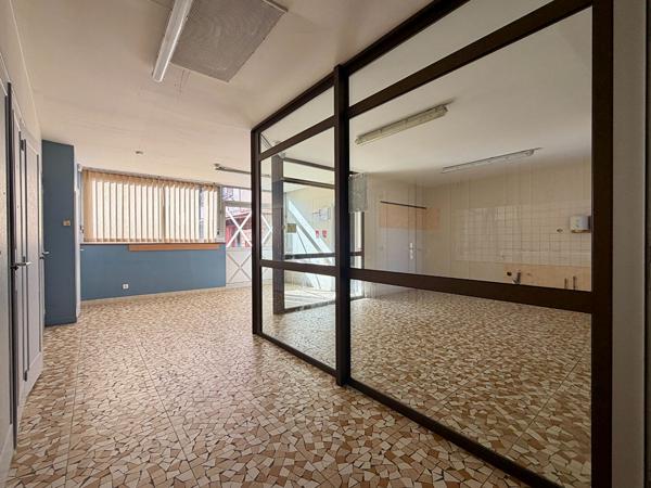 Immeuble 13 pièces 365 m2