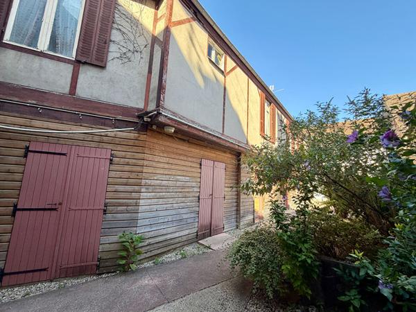 Immeuble 13 pièces 365 m2