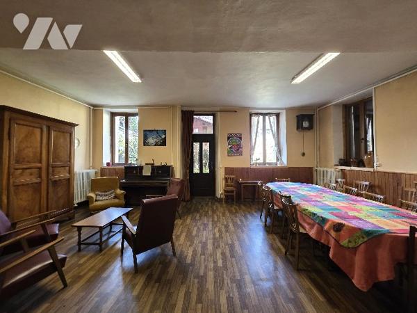 Maison de ville de 258 m² avec terrain, AIME-LA-PLAGNE (Savoie)