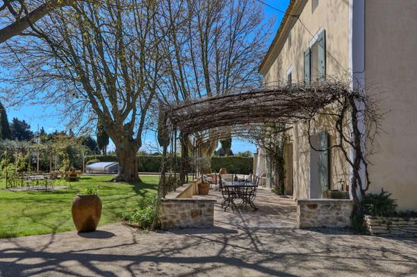 Vente Maison de luxe Pernes-les-Fontaines 9 Pièces 300 m²
