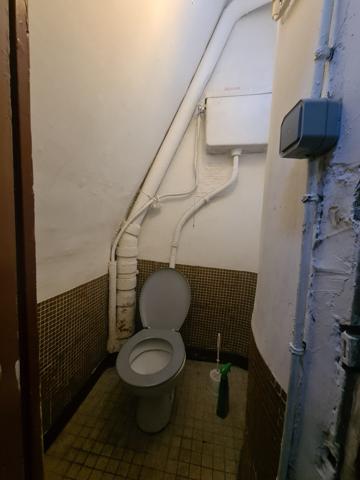 Chambre ou bureau avec une vue entièrement dégagée