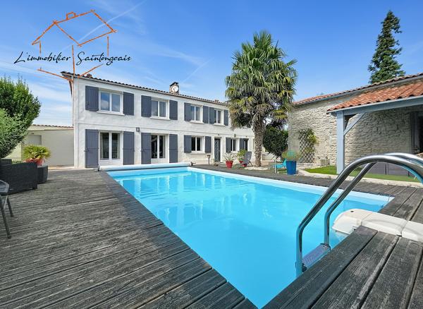 Authentique Charentaise, 184 m², 4 chambres,