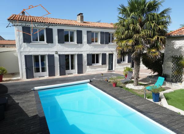 Authentique Charentaise, 184 m², 4 chambres,