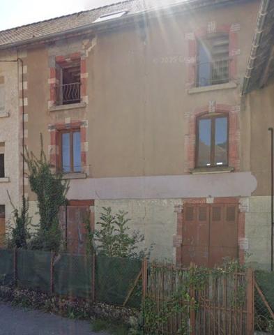 À vendre - Immeuble 210 m² situé à Saint-Bueil (38620)