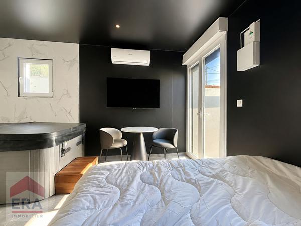 A VENDRE MARSEILLE 13014 BON SECOURS MAISON IMMEUBLE JARDIN STUDIO CAVE  LOCATAIRES INVESTISSEURS
