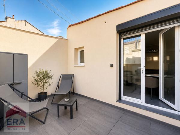 A VENDRE MARSEILLE 13014 BON SECOURS MAISON IMMEUBLE JARDIN STUDIO CAVE  LOCATAIRES INVESTISSEURS
