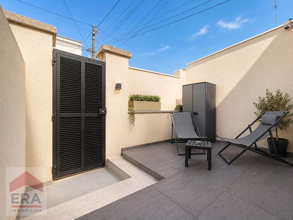 A VENDRE MARSEILLE 13014 BON SECOURS MAISON IMMEUBLE JARDIN STUDIO CAVE  LOCATAIRES INVESTISSEURS