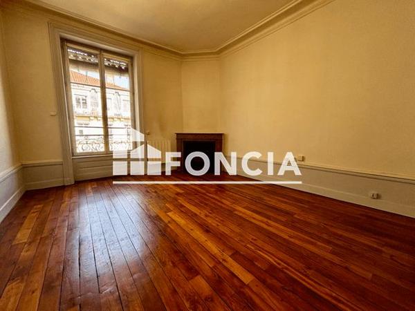 Location Studio 44.41 m² - 70 AVENUE FELIX FAURE Lyon 69003