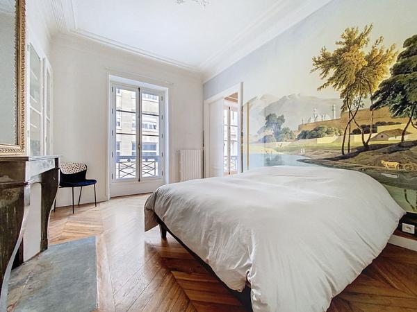 Vente Appartement de luxe Paris 8 6 Pièces 143 m²