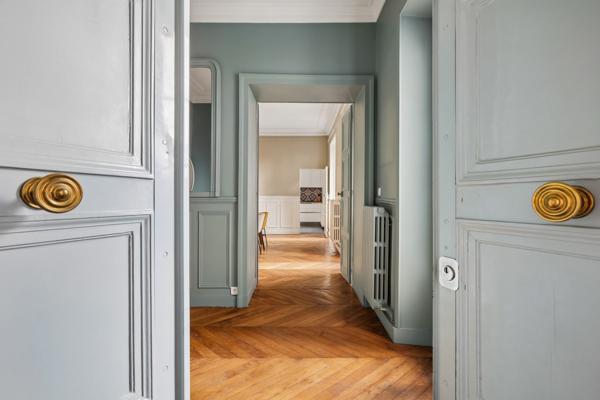 Vente Appartement de luxe Paris 8 6 Pièces 143 m²