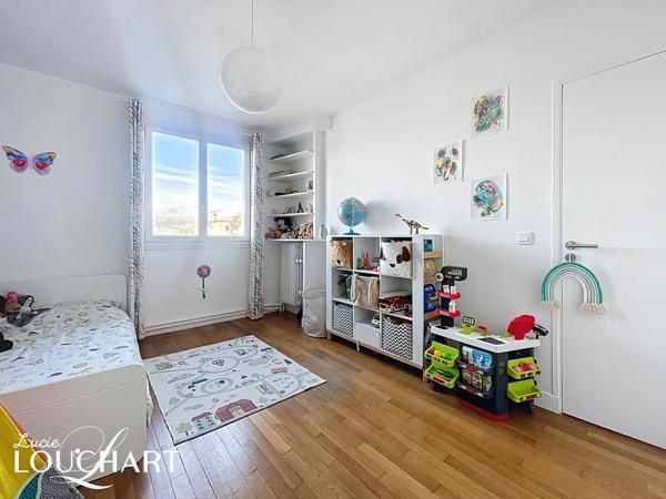 Magnifique Appartement très Lumineux de 92 m² à CACHAN – 9ème et dernier étage entièrement rénové !